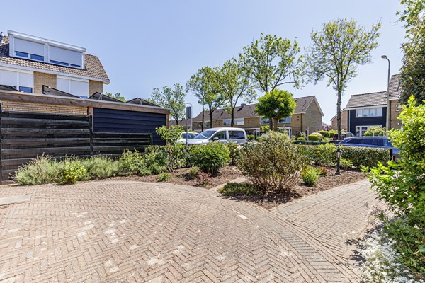 Medium property photo - Rembrandtstraat 112, 3262 HS Oud-Beijerland